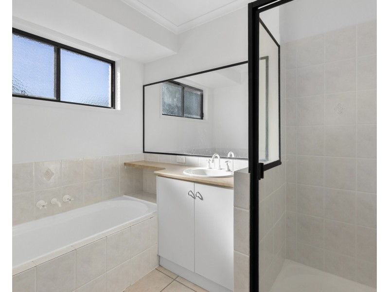 5 Lowe Court, Tewantin QLD 4565