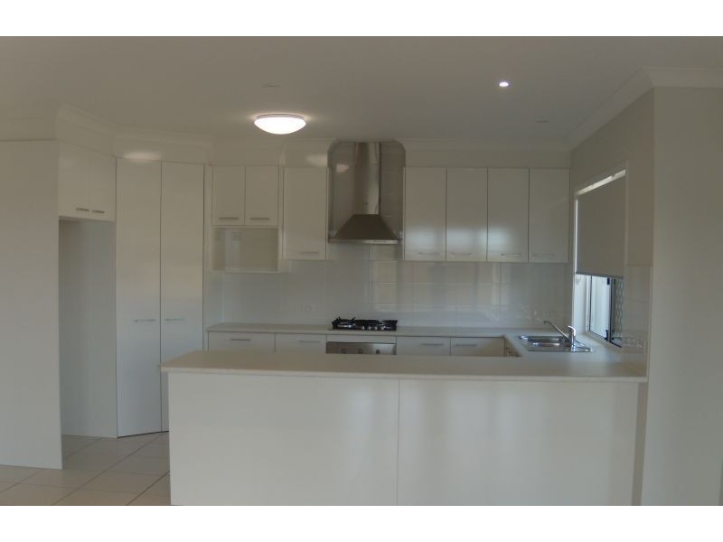 18 Waterville Way, Peregian Springs QLD 4573