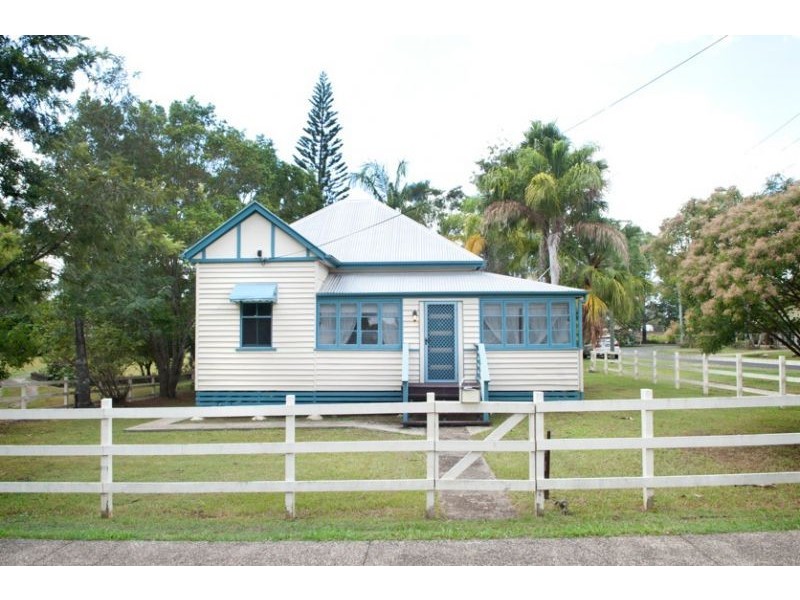 54 Farrell St, Yandina QLD 4561