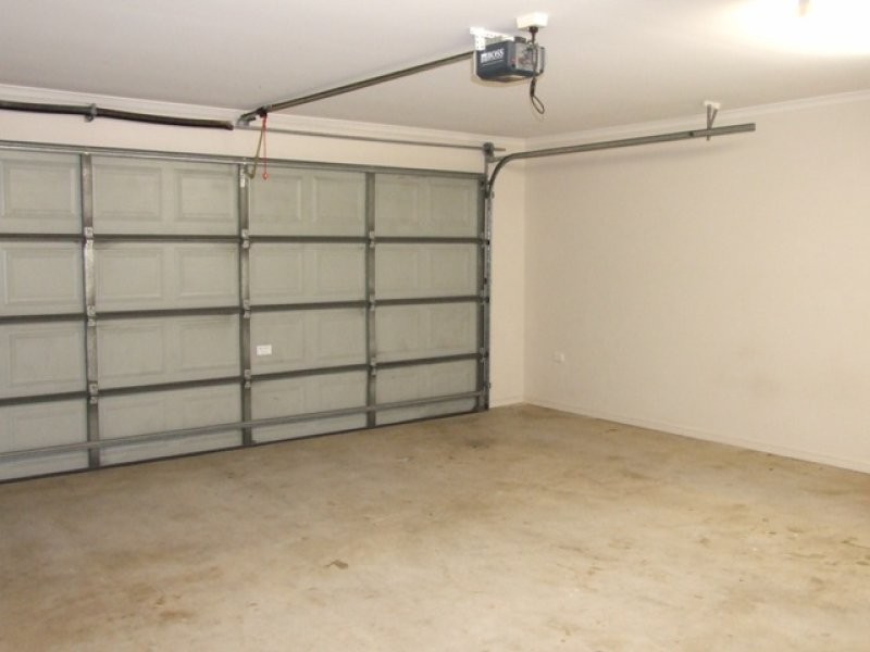 2 Zante Lane, Kawana Island QLD 4575