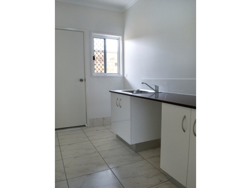 20 Elvena Ccrt, Little Mountain QLD 4551