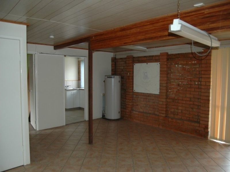 17 Swan St, Beerwah QLD 4519