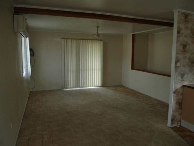 17 Swan St, Beerwah QLD 4519