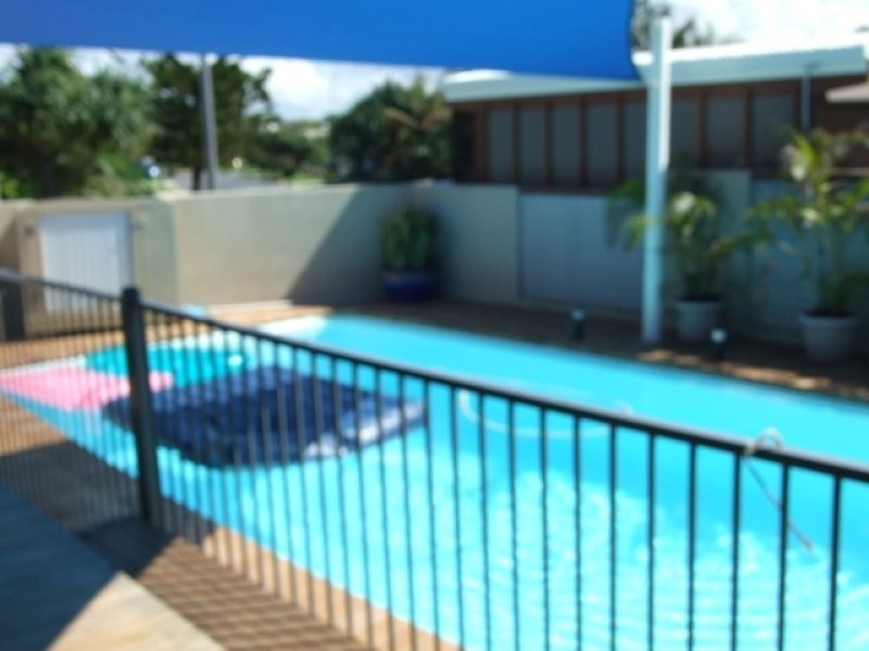 25 Yaringa Avenue, Buddina QLD 4575
