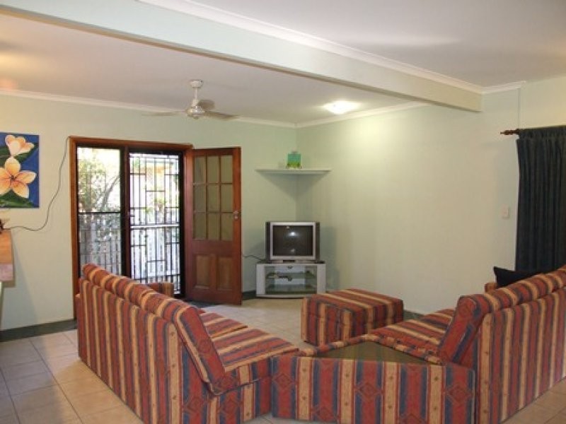 25 Yaringa Avenue, Buddina QLD 4575