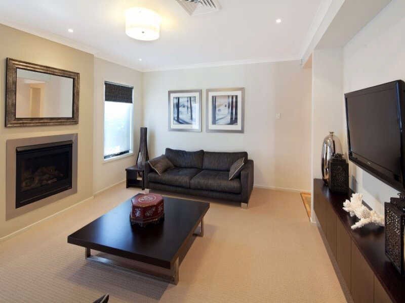 4 Tiller Street, Wurtulla QLD 4575