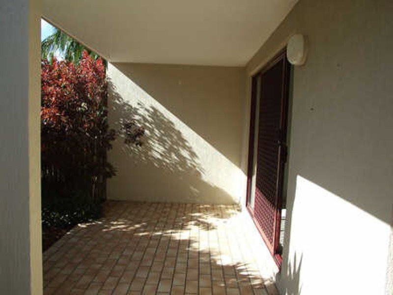 1/9 Denna Street, Maroochydore QLD 4558