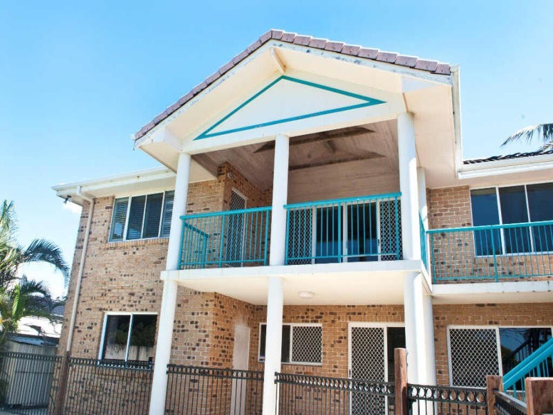 15 Oceanic Drive, Warana QLD 4575