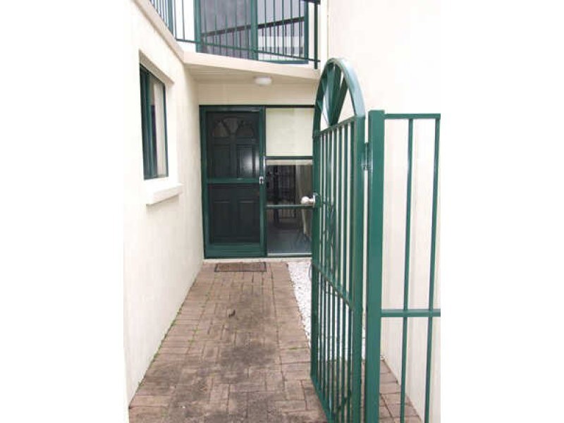 4/14 Arwen Street, Maroochydore QLD 4558