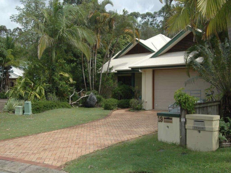 19 Spindrift Court, Noosaville QLD 4566