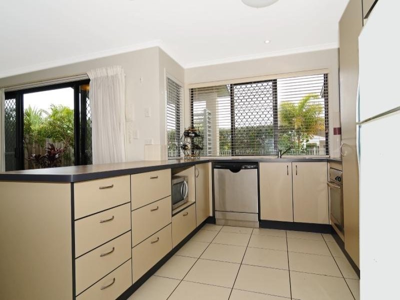 13/1 Lakehead Dve, Sippy Downs QLD 4556