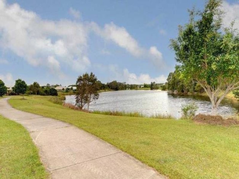 74 Albany St, Sippy Downs QLD 4556