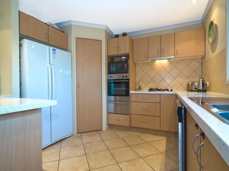 74 Albany St, Sippy Downs QLD 4556