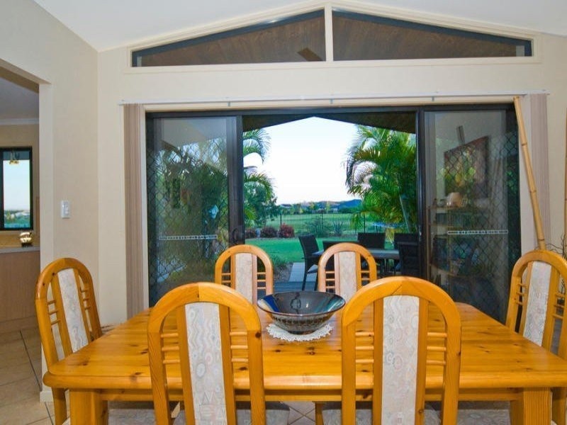 74 Albany St, Sippy Downs QLD 4556