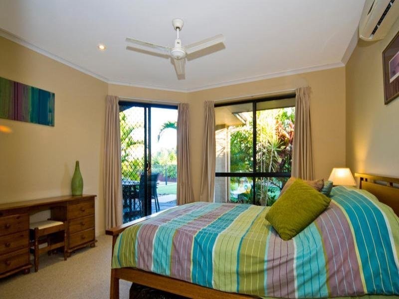 74 Albany St, Sippy Downs QLD 4556