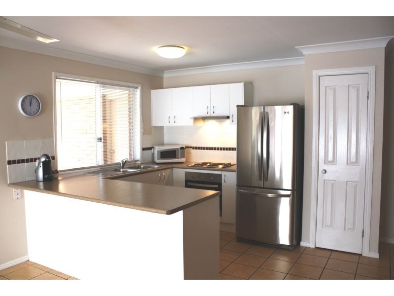 11 Statesman Circuit, Sippy Downs QLD 4556