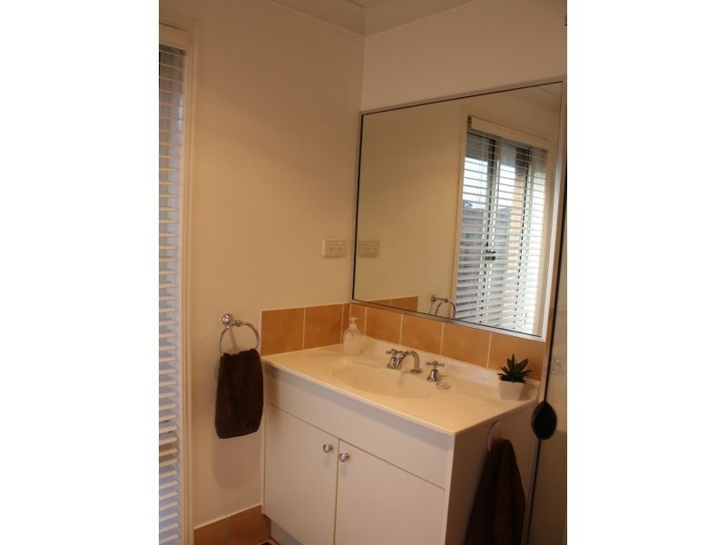 11 Statesman Circuit, Sippy Downs QLD 4556