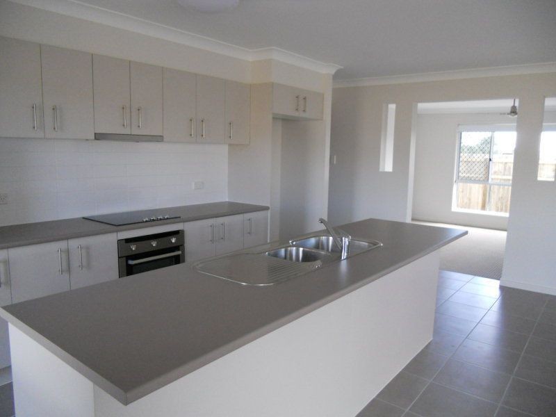 3 Beachwood Place, Peregian Springs QLD 4573