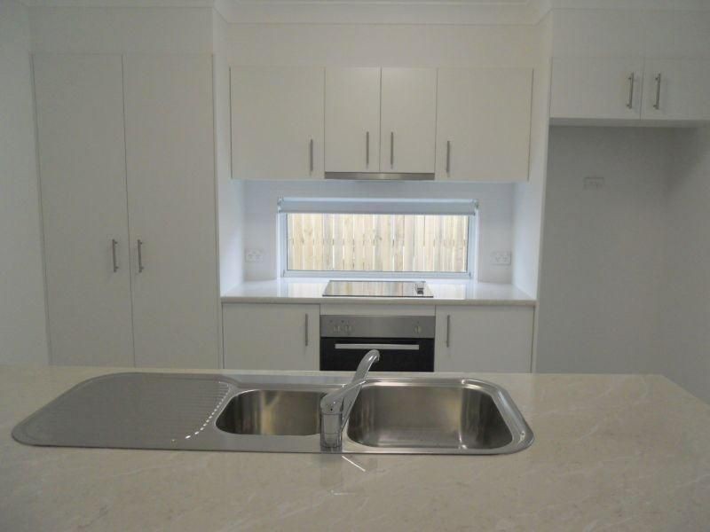 12 Longcove Place, Peregian Springs QLD 4573