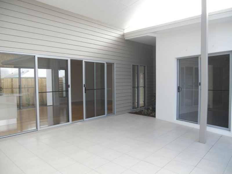 25 Doral Drive, Peregian Springs QLD 4573