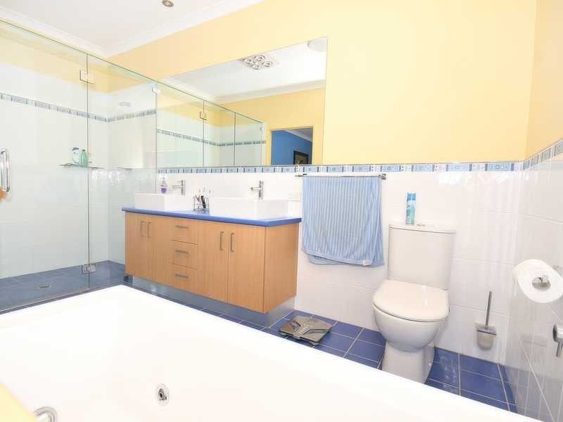 124 Radbourne Road, Tanawha QLD 4556