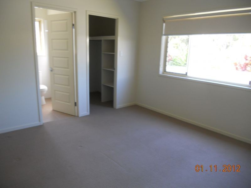 7 Silver Rock Crt, Glass House Mountains QLD 4518