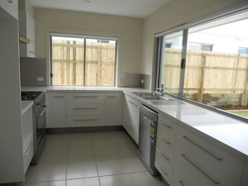 27 Doral Drive, Peregian Springs QLD 4573