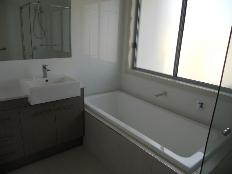 27 Doral Drive, Peregian Springs QLD 4573