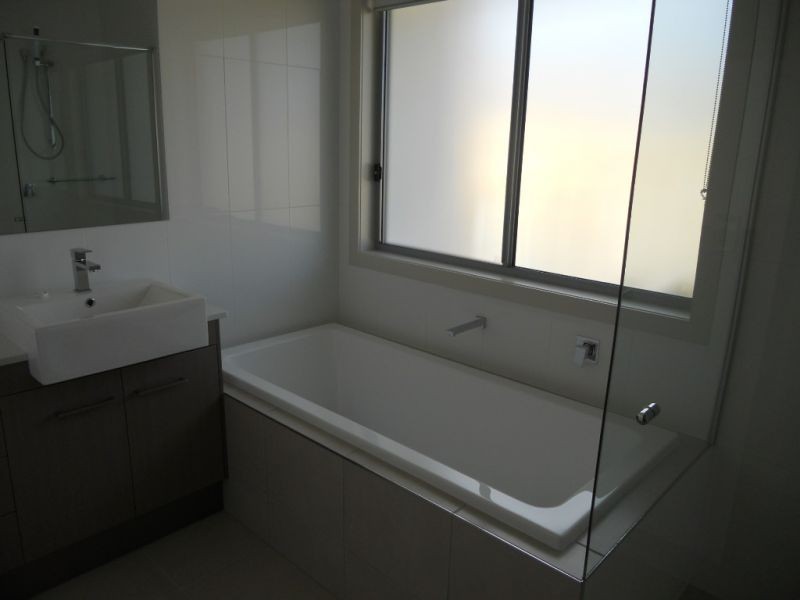 27 Doral Drive, Peregian Springs QLD 4573