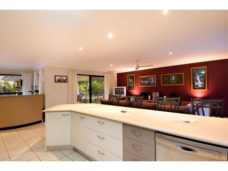 6 Adrian Close, Buderim QLD 4556