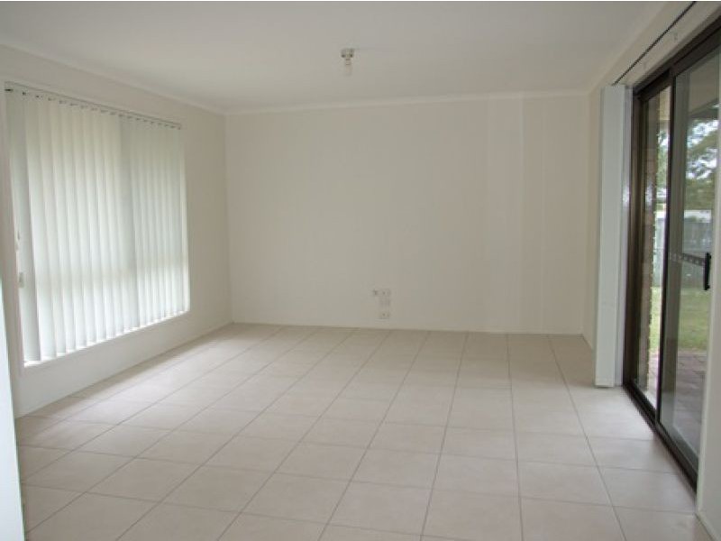 42 Elkhorn St, Kuluin QLD 4558