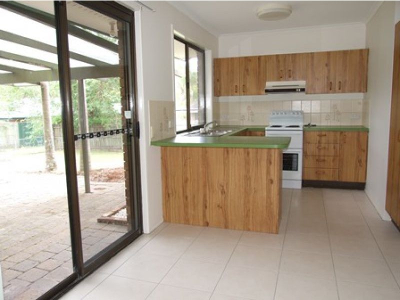 42 Elkhorn St, Kuluin QLD 4558