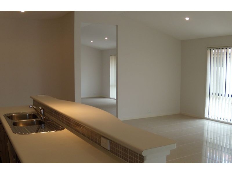 82 Windermere Way, Sippy Downs QLD 4556