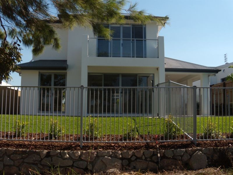 9 Cobblestone Pl, Peregian Springs QLD 4573