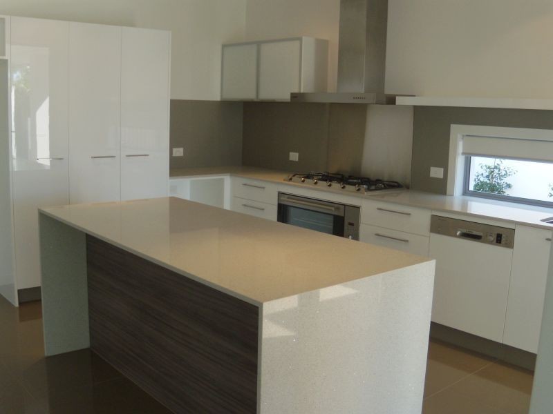 9 Cobblestone Pl, Peregian Springs QLD 4573