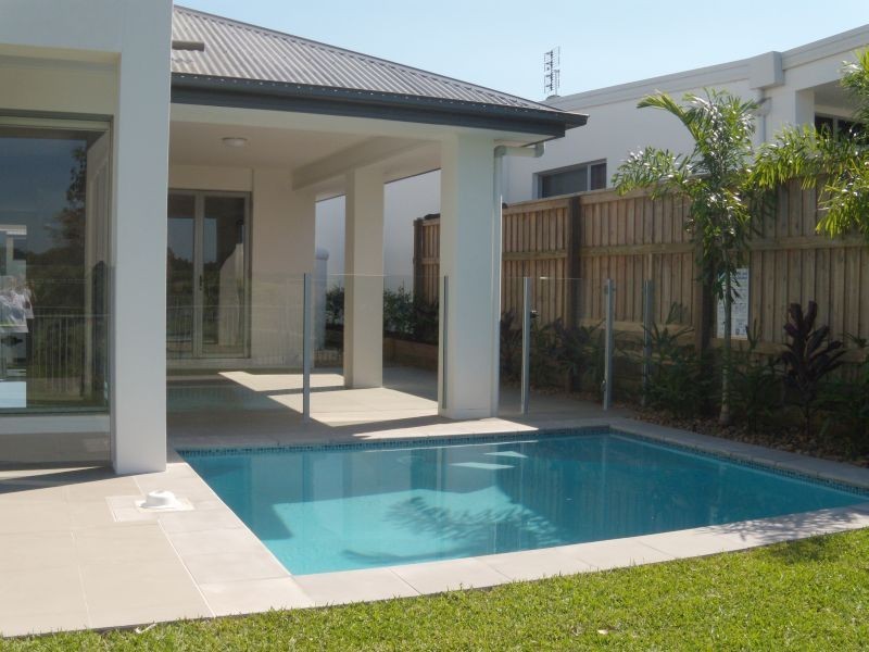9 Cobblestone Pl, Peregian Springs QLD 4573