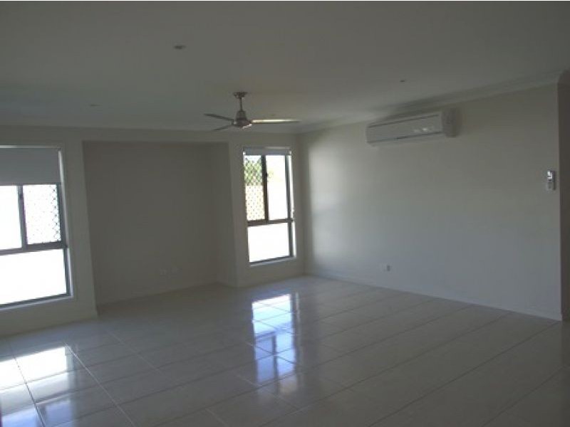 35 Kepplegrove Dr, Sippy Downs QLD 4556