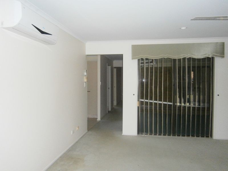 143/4 Longwood St, Minyama QLD 4575