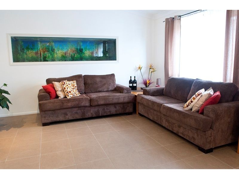 8 Lamandra Lane, Sippy Downs QLD 4556