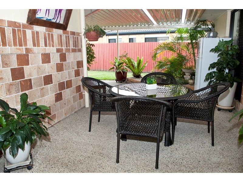 8 Lamandra Lane, Sippy Downs QLD 4556