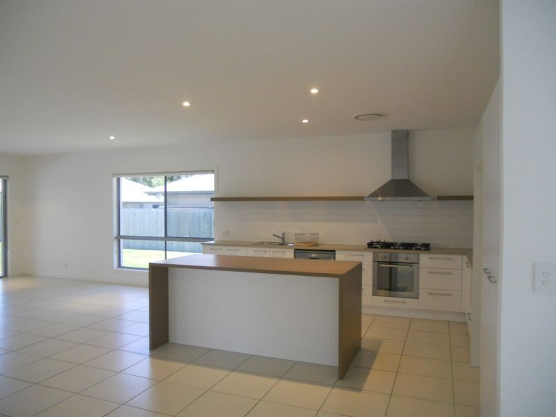 3 Mornington Cres, Peregian Springs QLD 4573