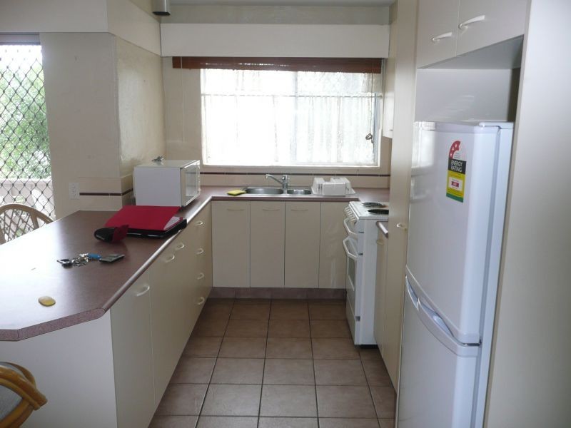 4/6 Memorial Ave, Maroochydore QLD 4558