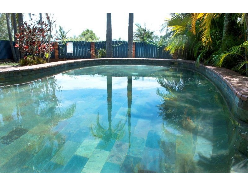 37 Enfield Cres, Battery Hill QLD 4551