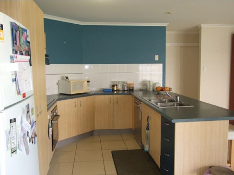 37 Fitzwilliam Dr, Sippy Downs QLD 4556