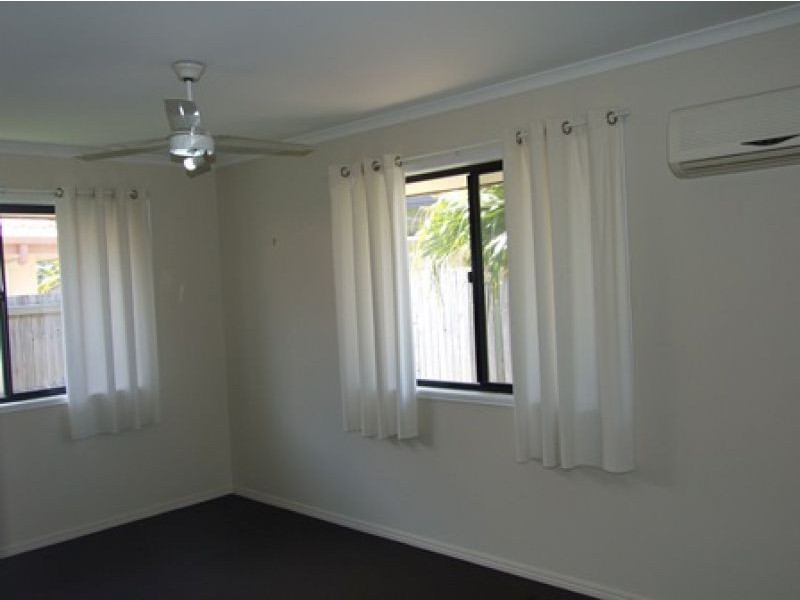 37 Fitzwilliam Dr, Sippy Downs QLD 4556