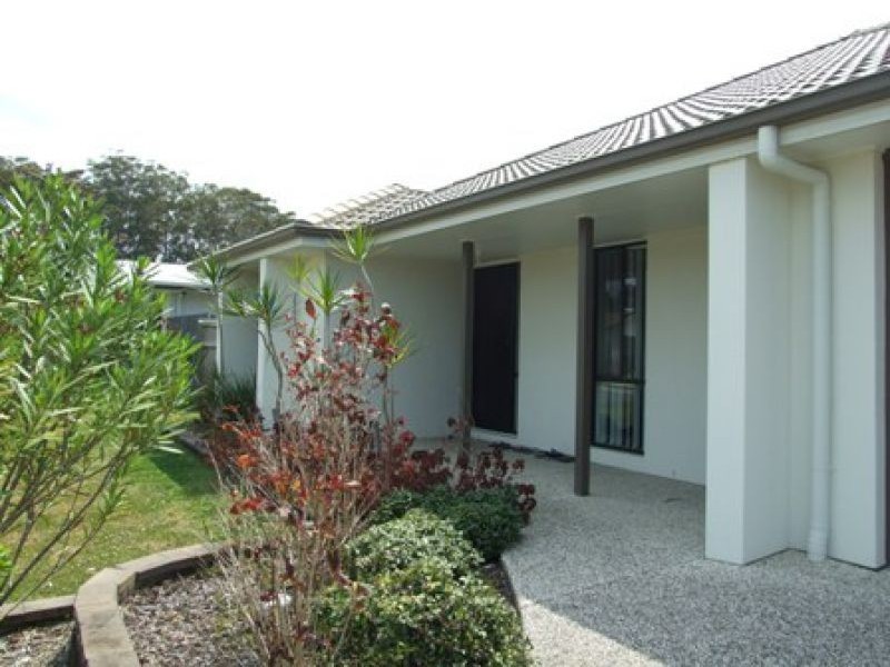 8 Ribbonwood St, Sippy Downs QLD 4556