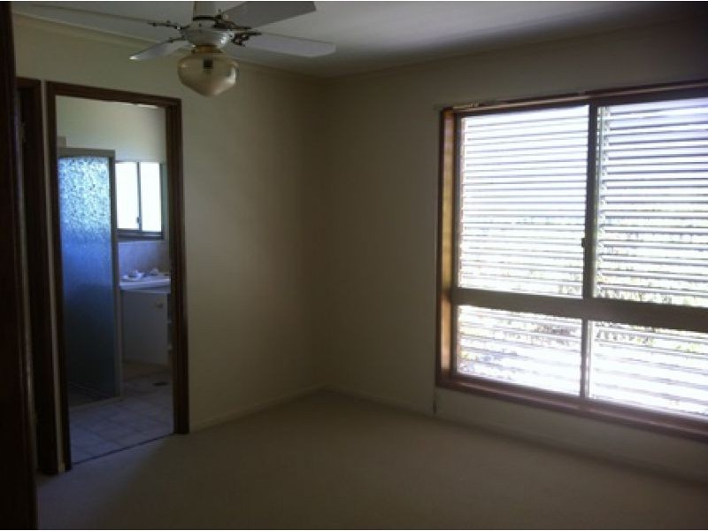 18 Wavell Ave Golden Beach, Golden Beach QLD 4551