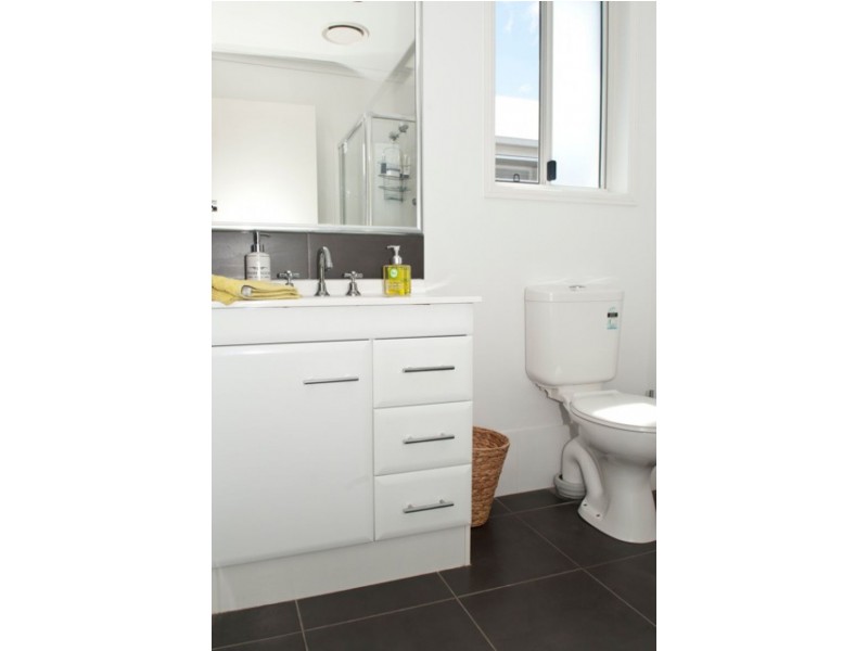 28 Quinine Cres, Mountain Creek QLD 4557