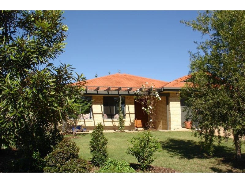 45 Petigrain Ave, Palmwoods QLD 4555