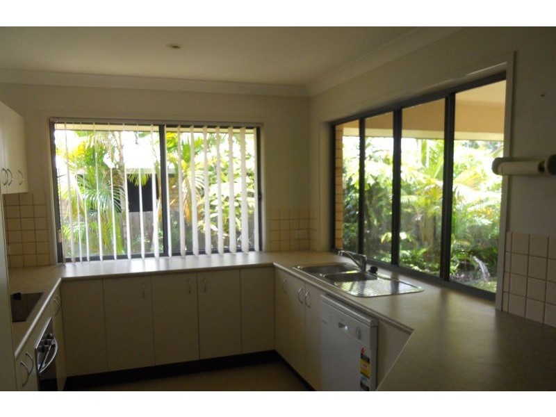 45 Petigrain Ave, Palmwoods QLD 4555